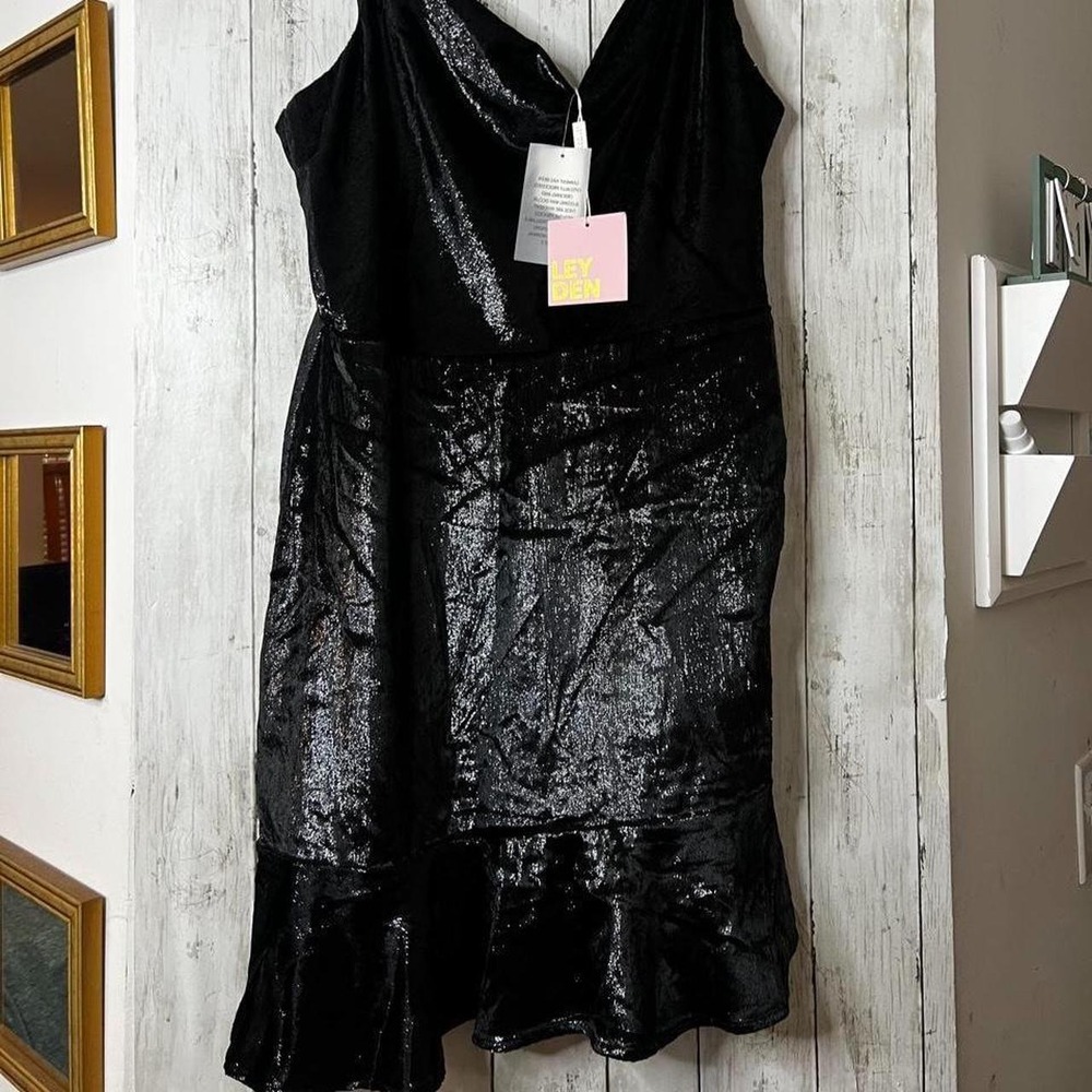 Black Shimmering Mini Dress NWT Cockt Dress - Picture 2 of 3